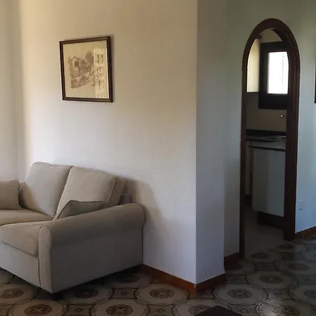 Chalet Tarragona Domek alpejski *